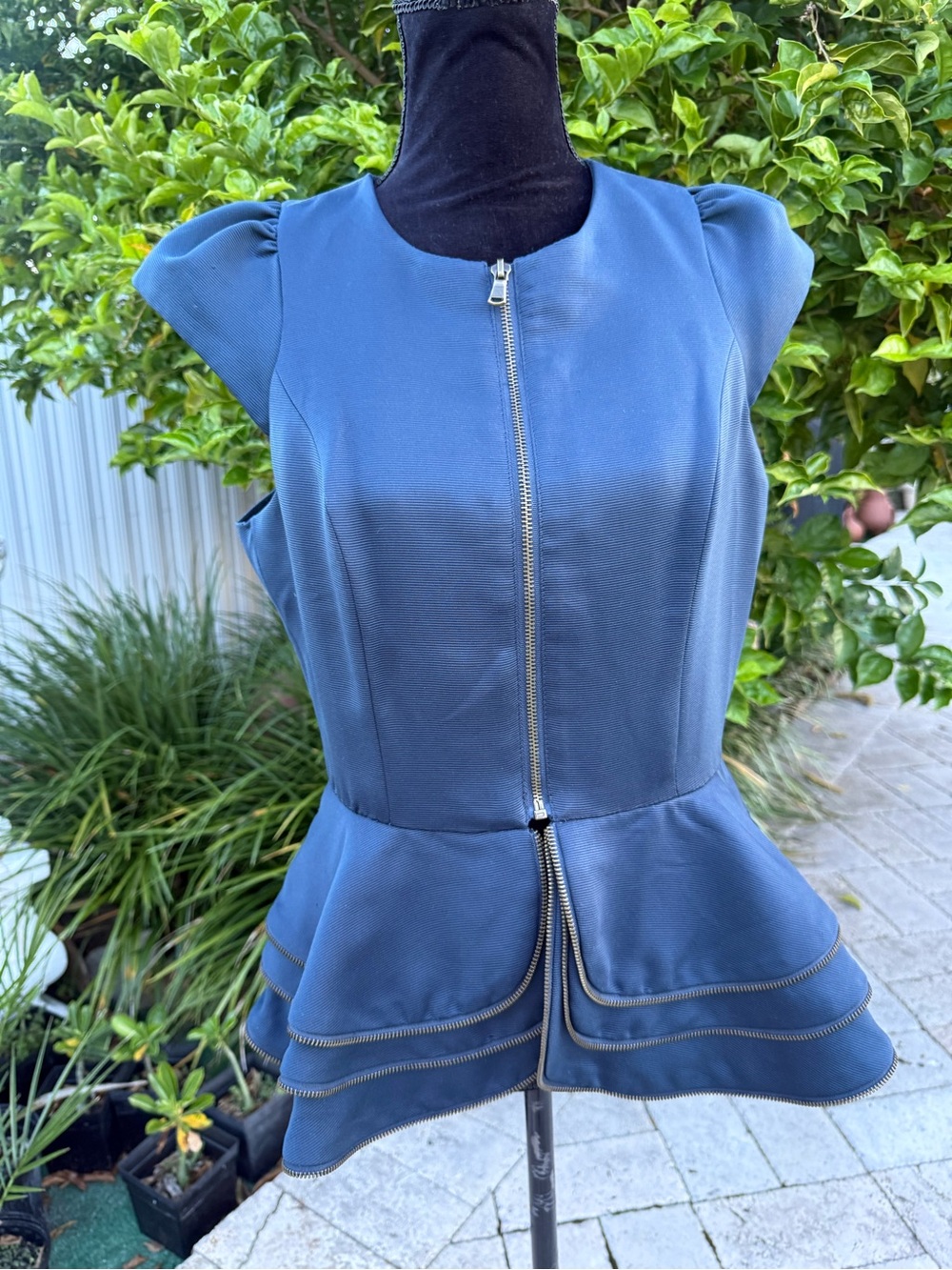 Y2K Vintage Twelve by Twelve Forever 21 Blue Ruffled Peplum Zip Vest